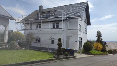 Fassadengerüst an Wohnhaus